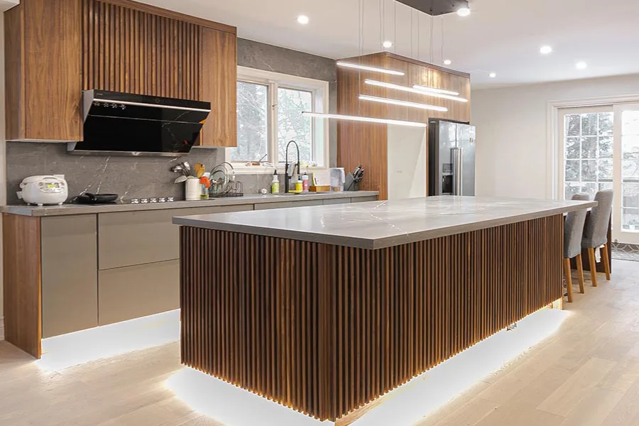 Custom Kitchen Cabinets